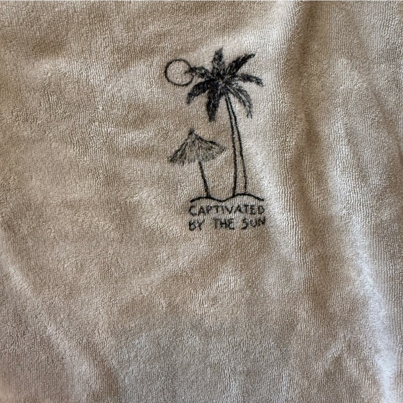 Bundle of boy button down shorts Zara, little co., and old navy - Picture 13 of 15